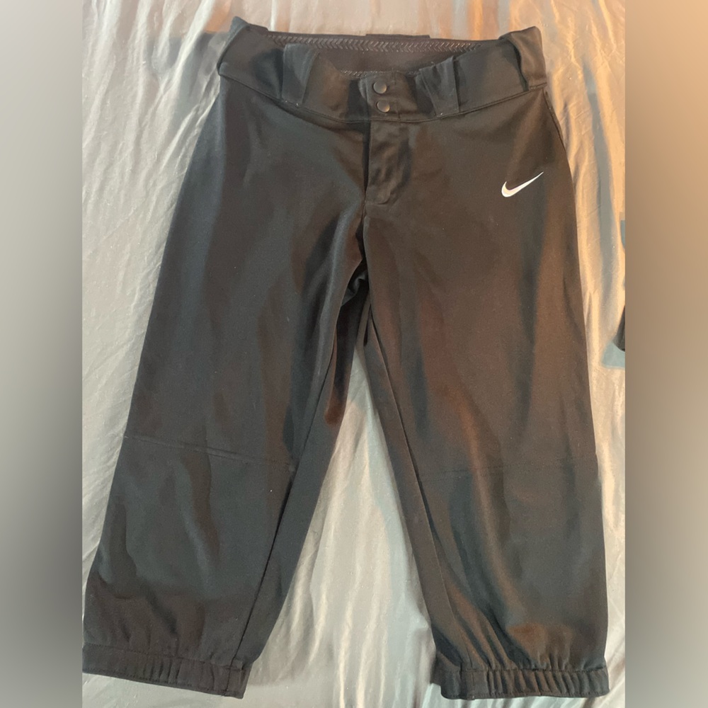 Nike Black Capri Athletic Pants Performance Fabric